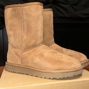 Short Brownish Tan Uggs